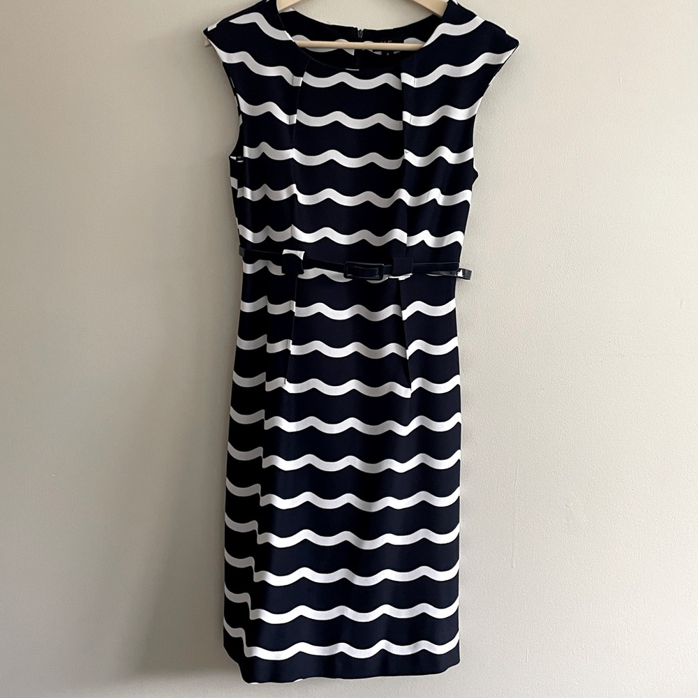 Navy Blue and White Sleeveless Dress